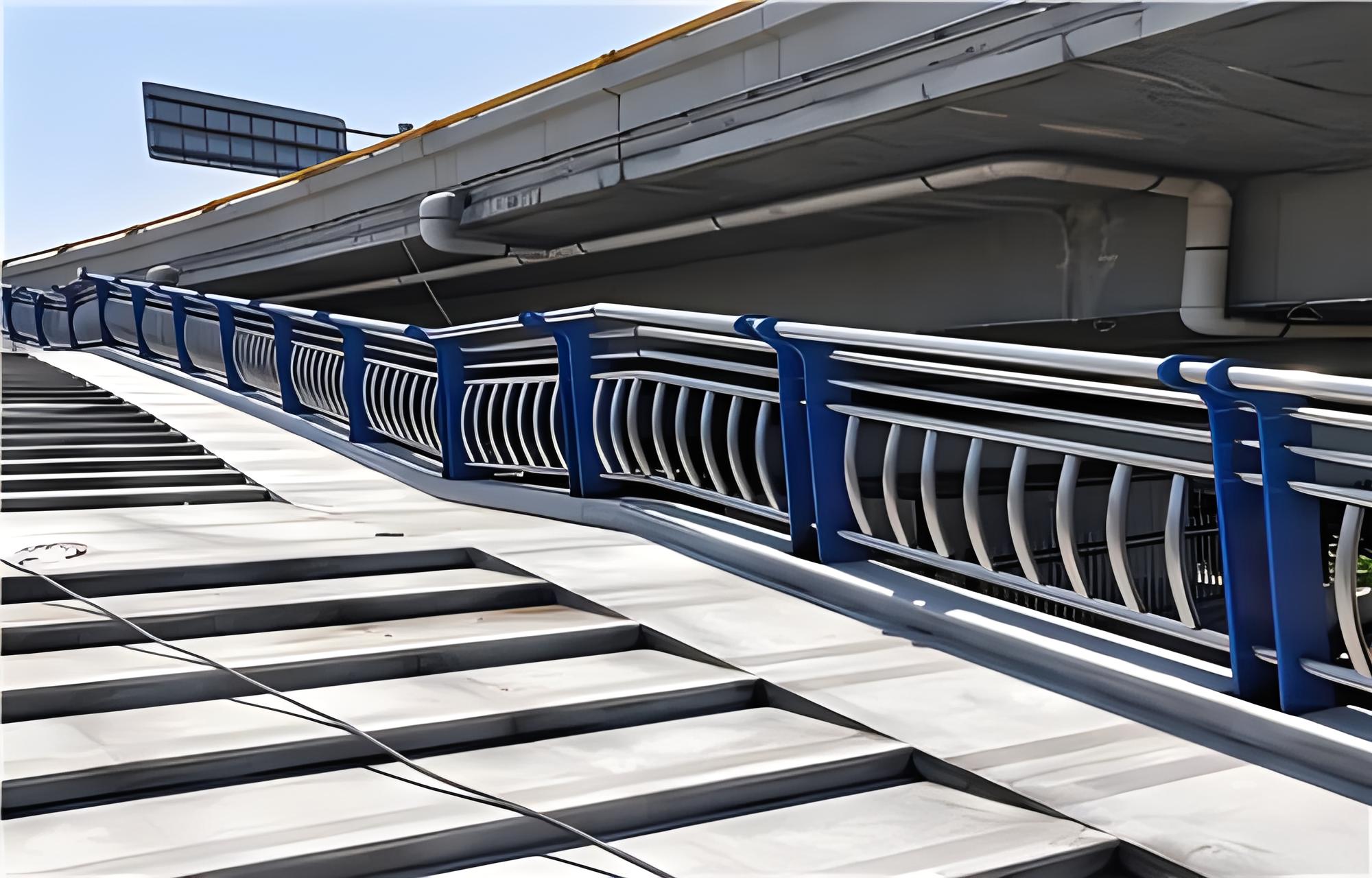 怀柔不锈钢桥梁护栏维护方案：确保安全，延长使用寿命